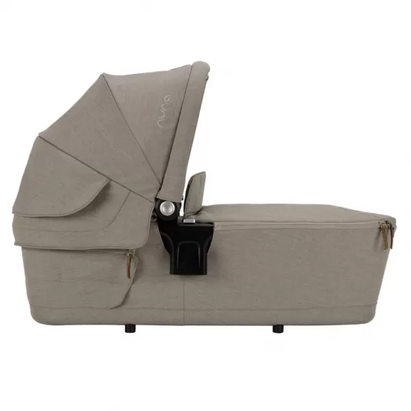 Nuna set TRIV™ next