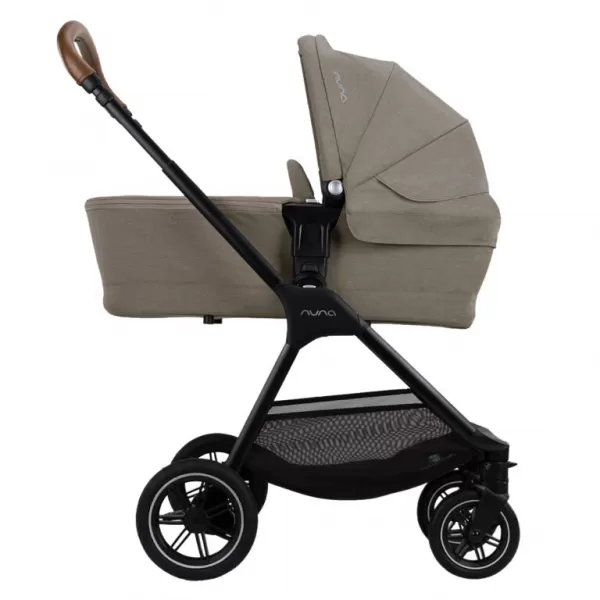 Nuna set TRIV™ next