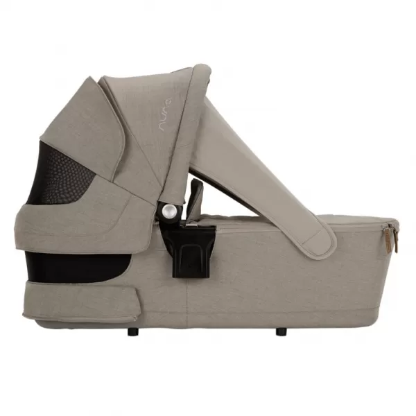 Nuna set TRIV™ next