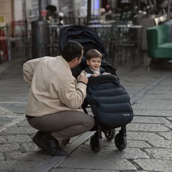 Nuna winter stroller set footmuff & gloves w/bag