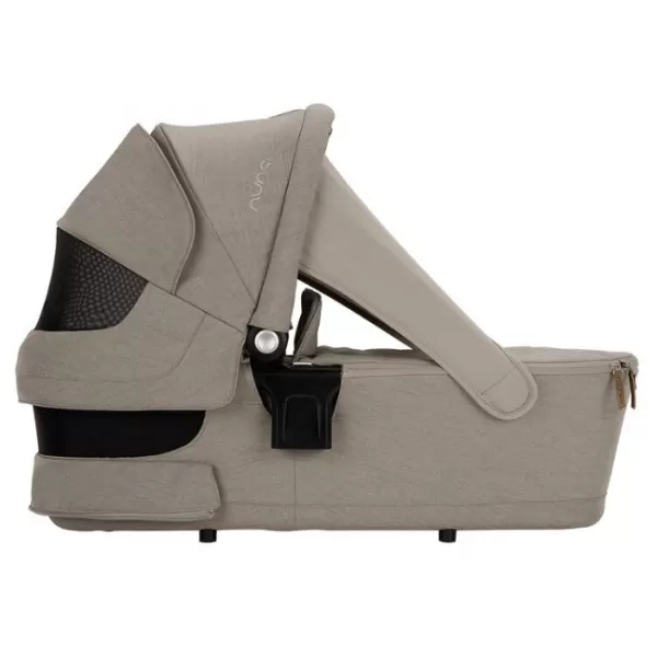 Nuna set TRIV™ next